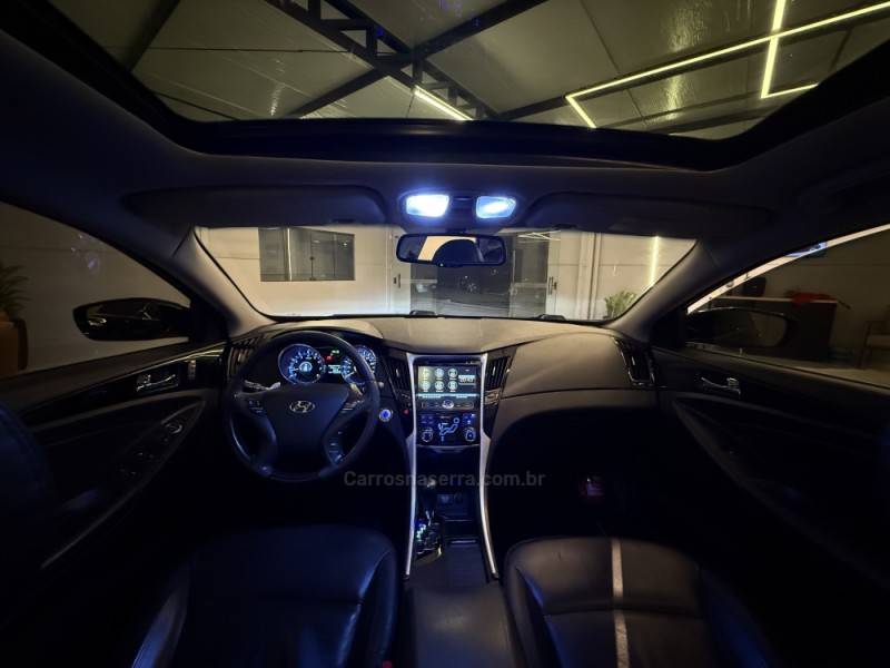 HYUNDAI - SONATA - 2012/2012 - Preta - R$ 67.900,00