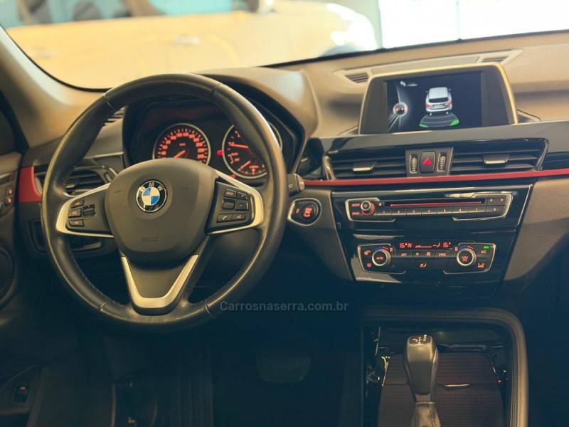 BMW - X1 - 2015/2016 - Branca - R$ 117.900,00