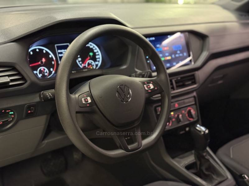VOLKSWAGEN - T-CROSS - 2022/2023 - Prata - Sob Consulta