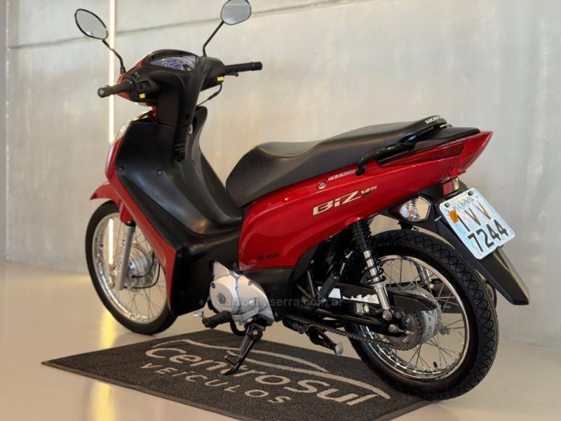 HONDA - BIZ 125 - 2014/2014 - Vermelha - R$ 12.900,00