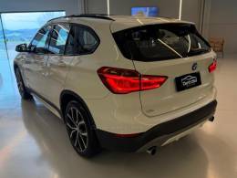 BMW - X1 - 2015/2016 - Branca - R$ 117.900,00