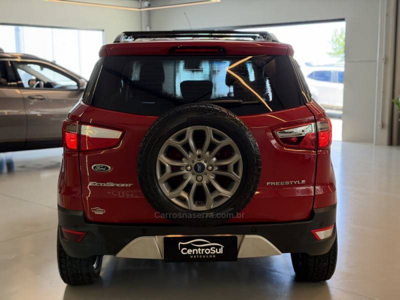 FORD - ECOSPORT - 2014/2015 - Vermelha - R$ 56.900,00