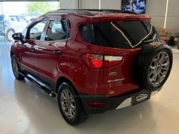 FORD - ECOSPORT - 2014/2015 - Vermelha - R$ 56.900,00
