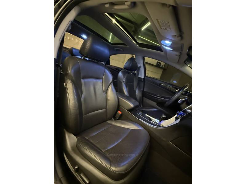 HYUNDAI - SONATA - 2012/2012 - Preta - R$ 67.900,00