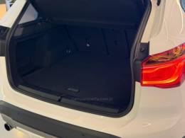 BMW - X1 - 2015/2016 - Branca - R$ 117.900,00