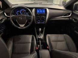 TOYOTA - YARIS - 2019/2019 - Preta - R$ 82.900,00