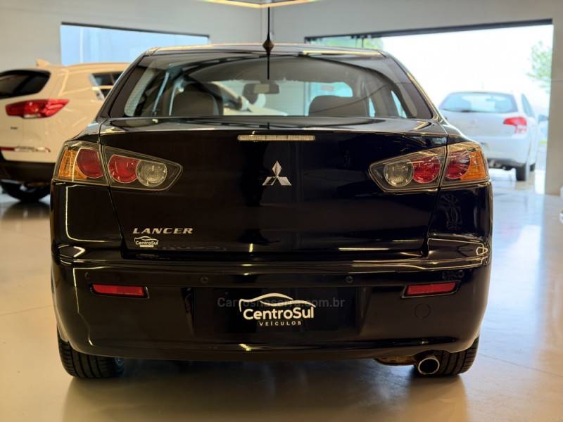 MITSUBISHI - LANCER - 2014/2015 - Preta - R$ 62.900,00