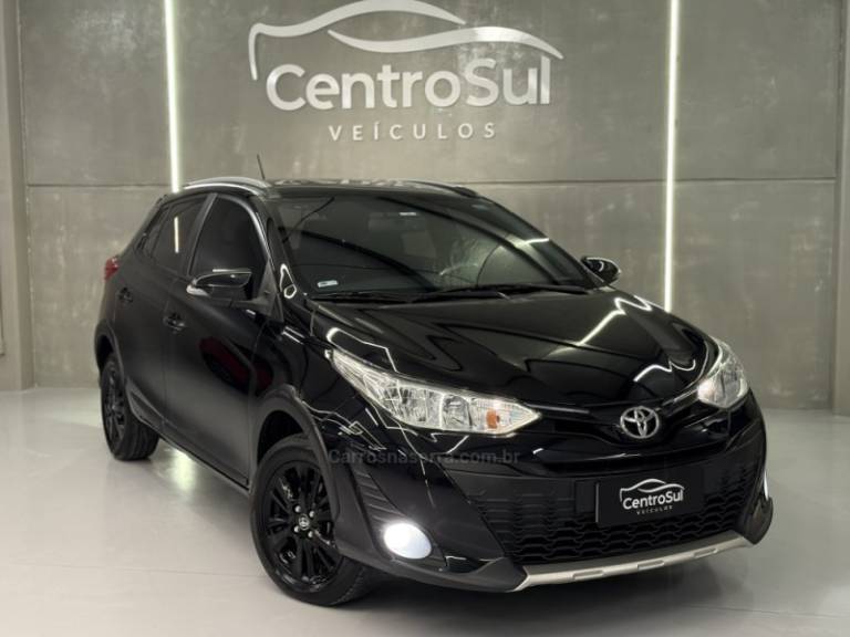 TOYOTA - YARIS - 2019/2019 - Preta - R$ 82.900,00