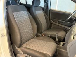 VOLKSWAGEN - FOX - 2021/2021 - Branca - R$ 71.900,00