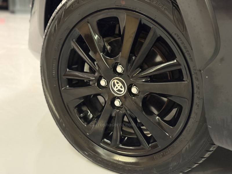 TOYOTA - YARIS - 2019/2019 - Preta - R$ 82.900,00