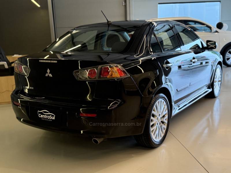 MITSUBISHI - LANCER - 2014/2015 - Preta - R$ 62.900,00