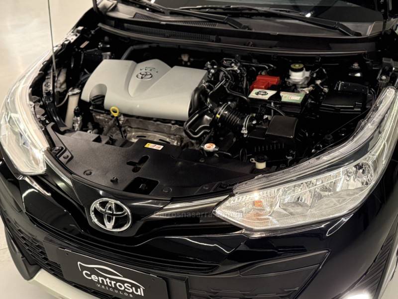 TOYOTA - YARIS - 2019/2019 - Preta - R$ 82.900,00