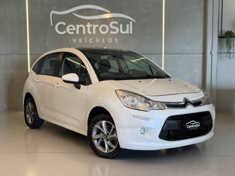 CITROËN - C3 - 2016/2017 - Branca - R$ 46.900,00