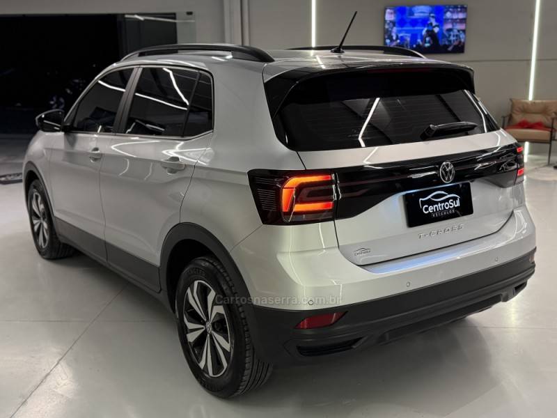 VOLKSWAGEN - T-CROSS - 2022/2023 - Prata - Sob Consulta