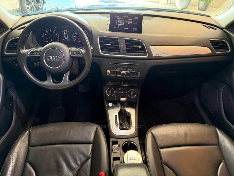 AUDI - Q3 - 2017/2018 - Preta - R$ 127.900,00