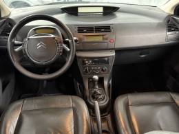 CITROËN - C4 - 2012/2013 - Preta - R$ 35.900,00