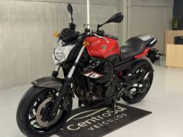 YAMAHA - XJ6 N - 2012/2012 - Vermelha - R$ 39.900,00