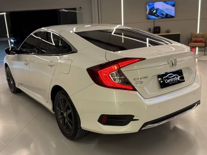 HONDA - CIVIC - 2021/2021 - Branca - R$ 132.900,00