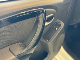 RENAULT - SANDERO - 2013/2014 - Branca - R$ 34.900,00