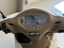 HONDA - BIZ 125 - 2025/2026 - Branca - R$ 20.590,00