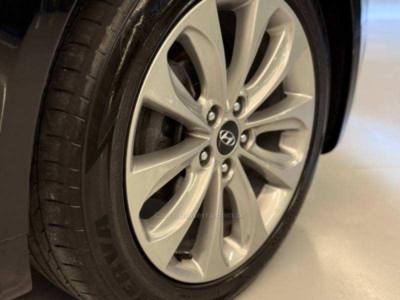 HYUNDAI - SONATA - 2012/2012 - Preta - R$ 67.900,00