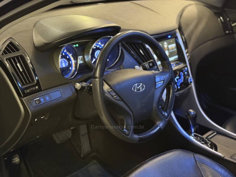 HYUNDAI - SONATA - 2012/2012 - Preta - R$ 67.900,00