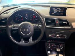 AUDI - Q3 - 2017/2018 - Preta - R$ 127.900,00