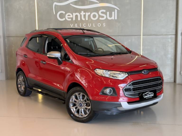 FORD - ECOSPORT - 2014/2015 - Vermelha - R$ 56.900,00