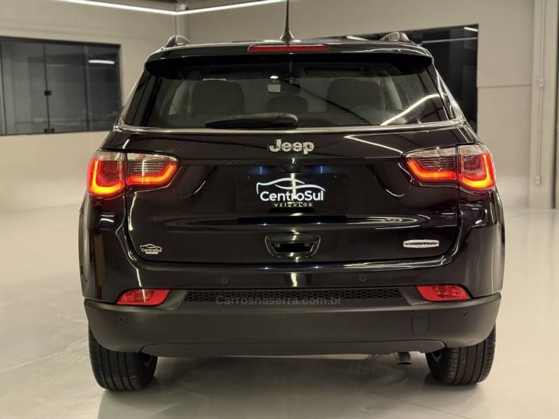 JEEP - COMPASS - 2017/2017 - Preta - R$ 91.900,00