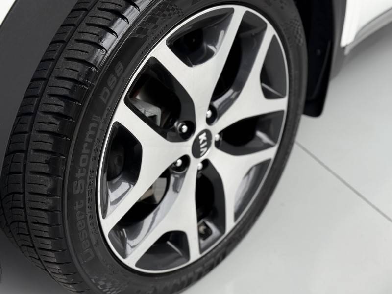 KIA MOTORS - SPORTAGE - 2017/2018 - Branca - R$ 116.900,00